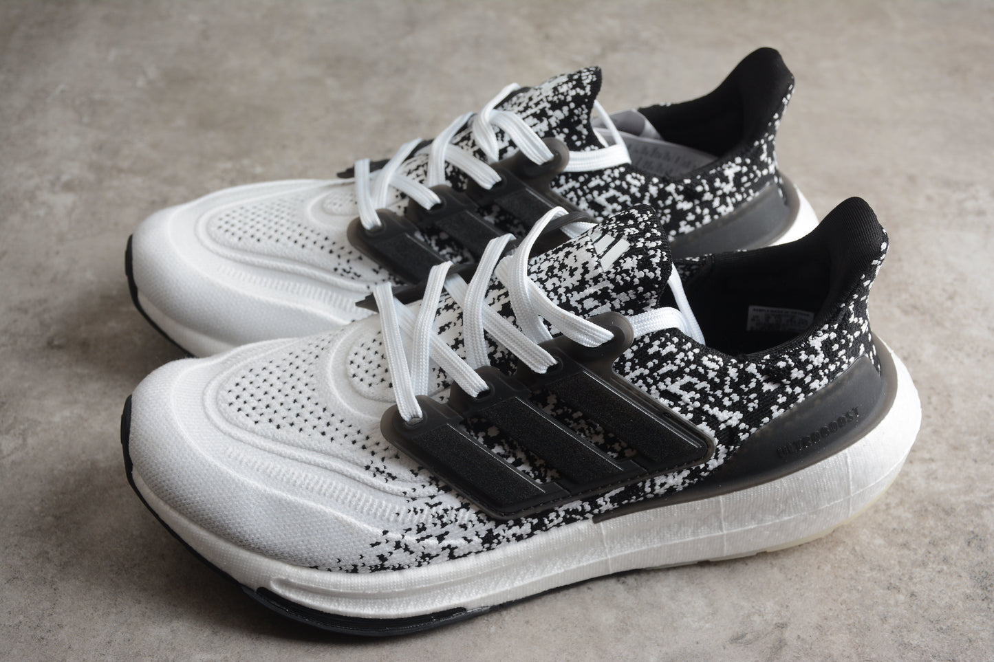 AD Ultra Boost ub2022 Consortium IE1694