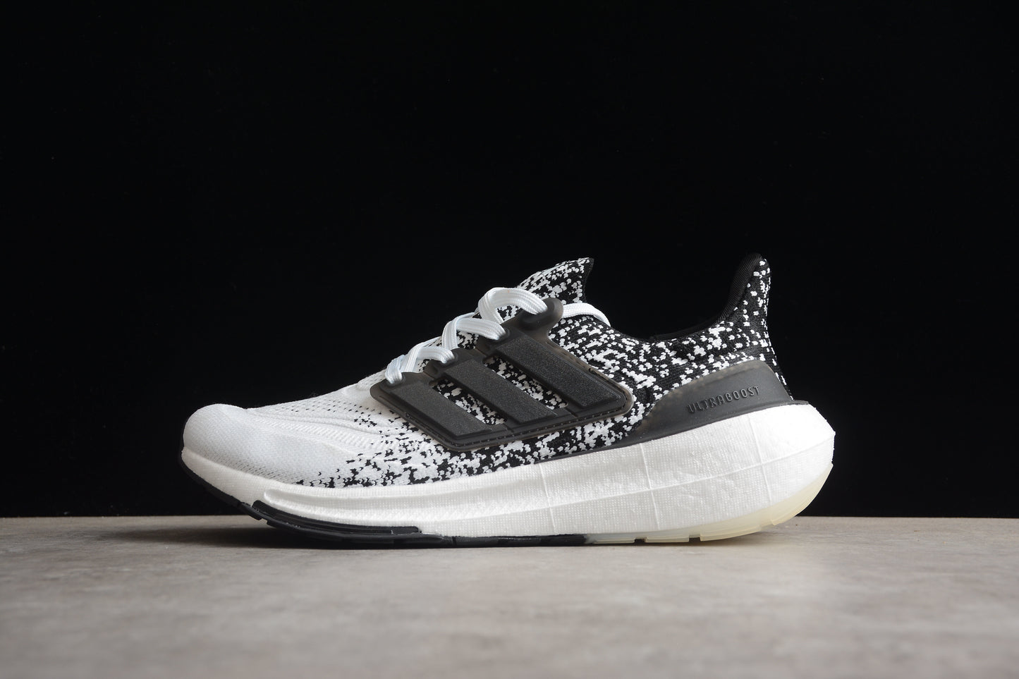 AD Ultra Boost ub2022 Consortium IE1694