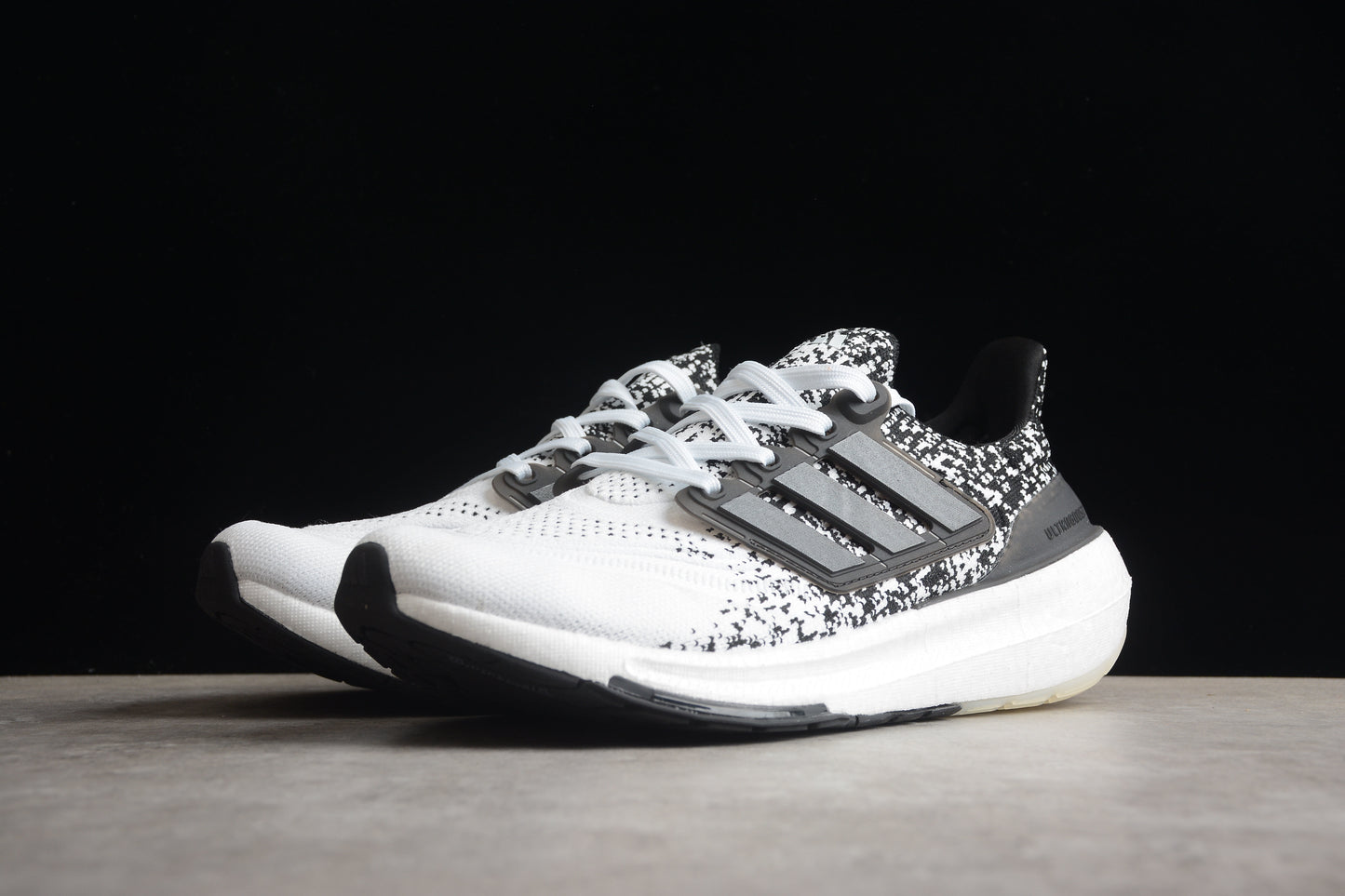 AD Ultra Boost ub2022 Consortium IE1694