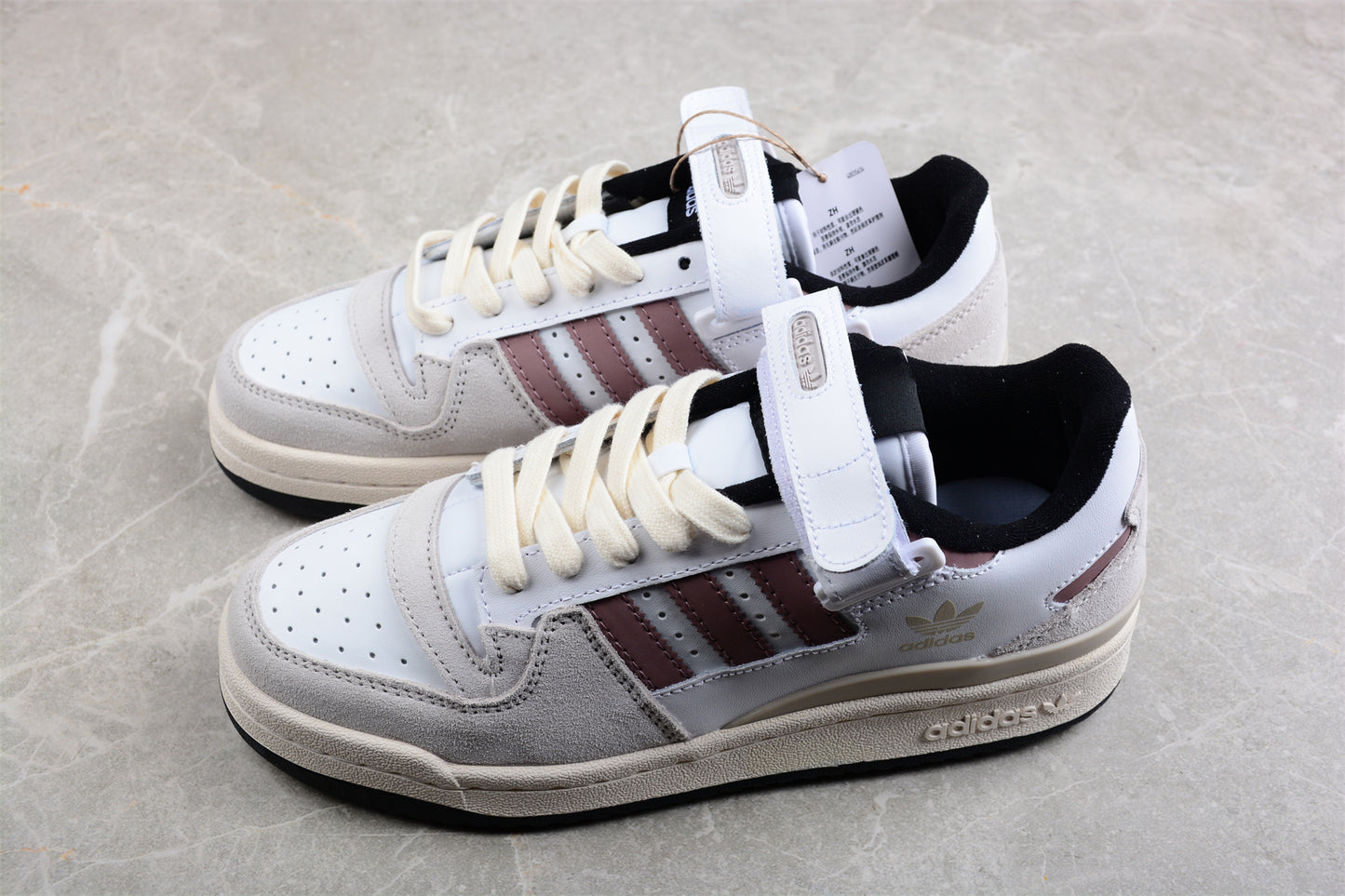 Ad Forum 84 Low  GZ5046