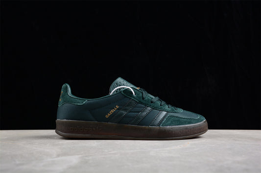 Ad  Gazelle Indoor H06272