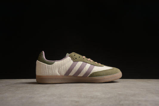 Ad  Gazelle Indoor JP5675