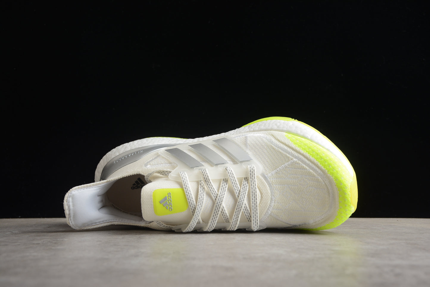 Ad Ultra Boost 21 Consortium HR0181