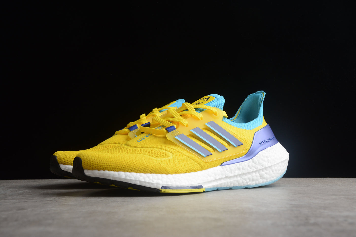 Ad Ultra Boost 22 Consortium LR GW1710