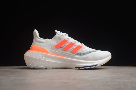 Ad Ultra Boost 22 "Made With Nature"  HS6344
