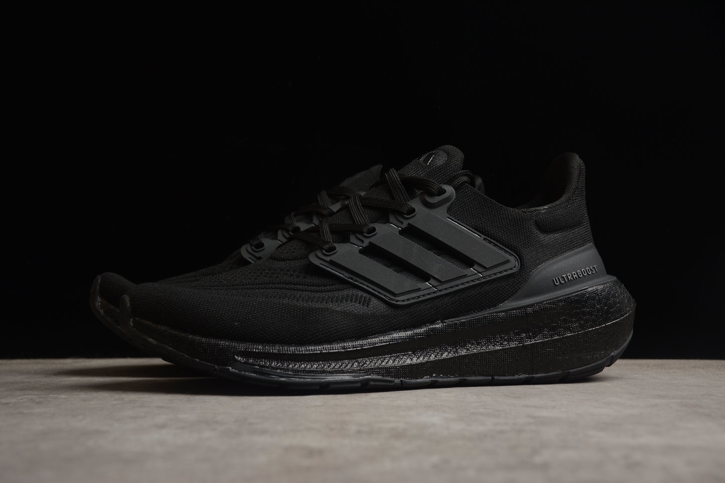 Ad Ultra Boost Light 23 G25159