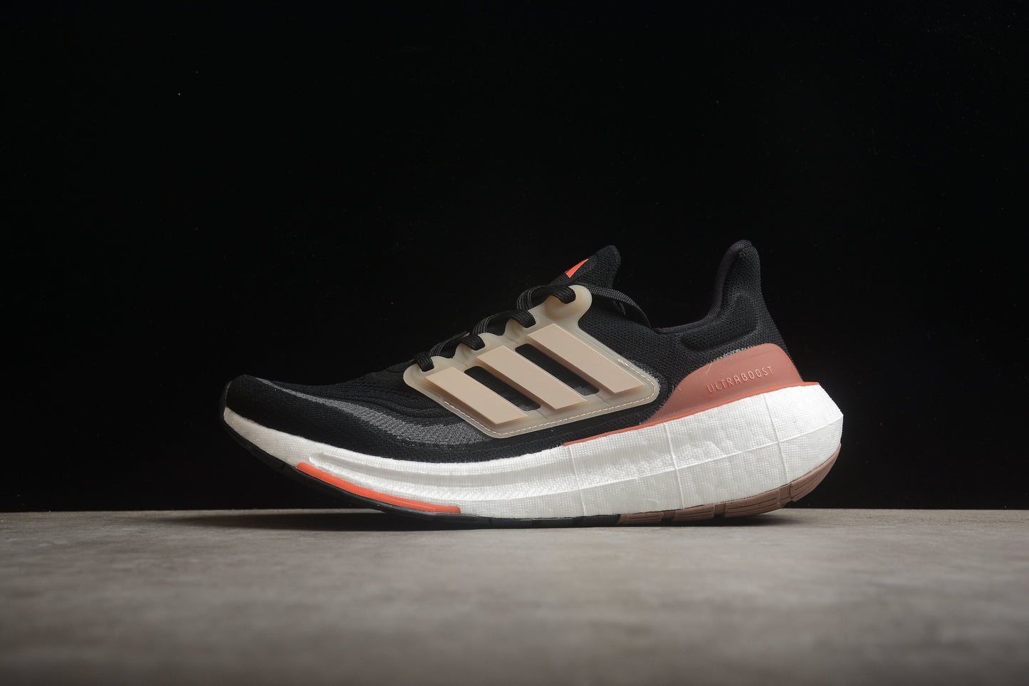 Ad Ultra Boost Light 23 HO6344