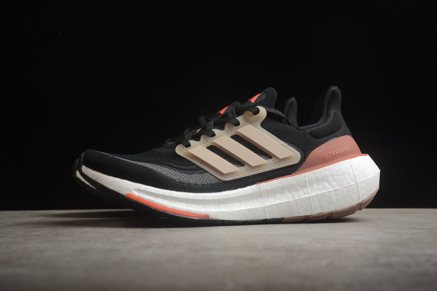 Ad Ultra Boost Light 23 HO6344