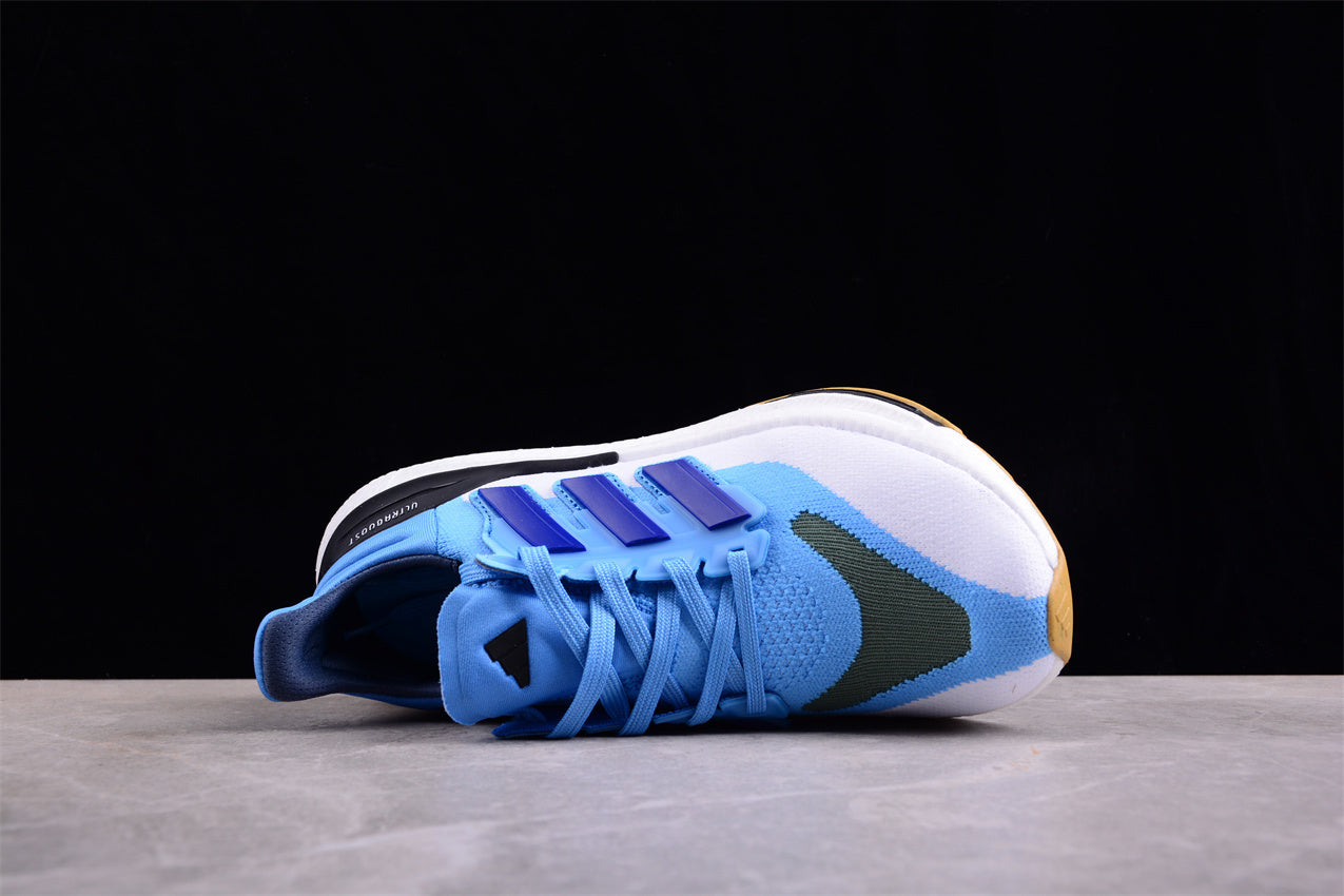 Ad Ultra Boost Light 23 ID5323