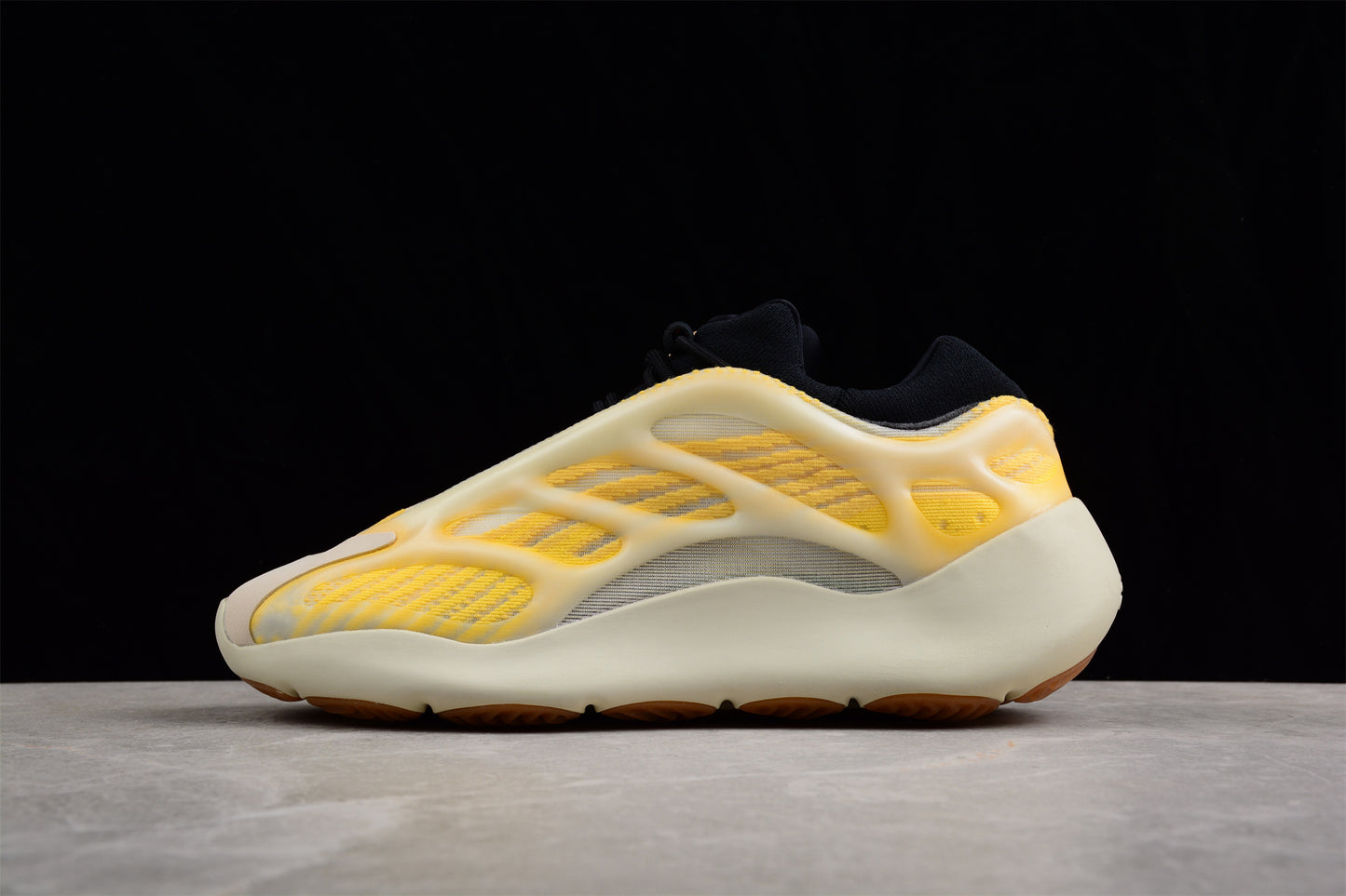 Adidas Yeezy 700 V3 Mono Safflower