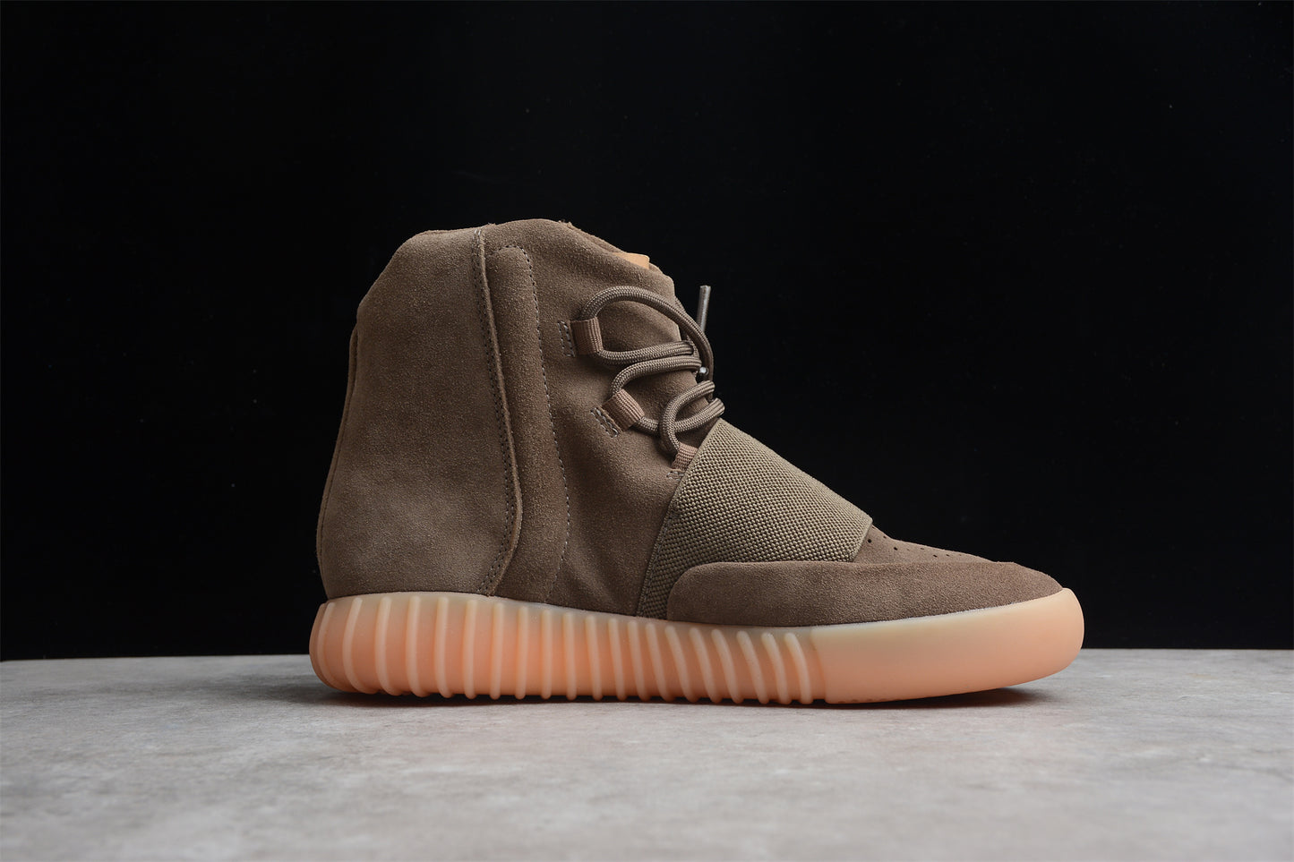 Adidas Yeezy  Boost 750 Chocolate