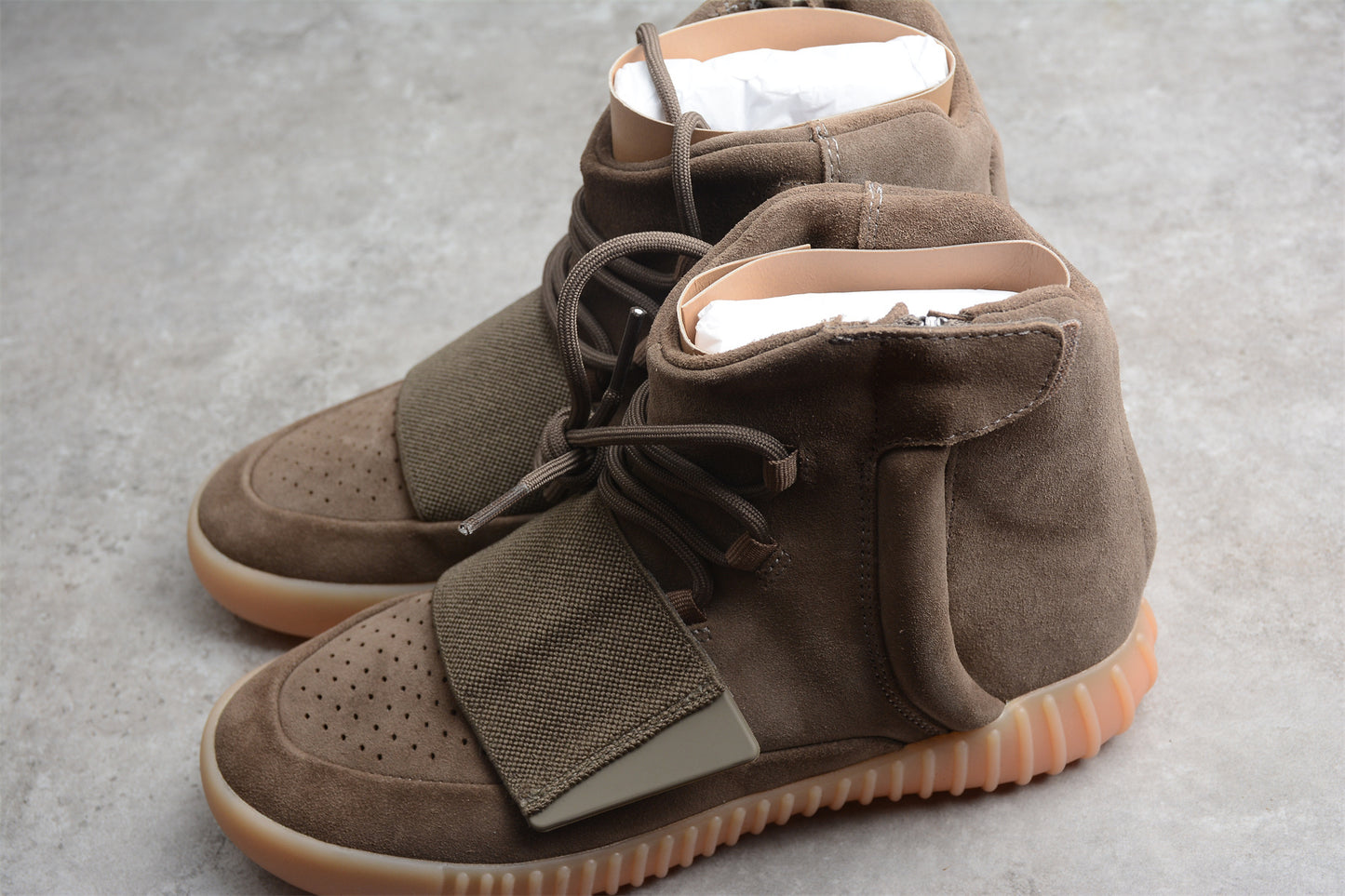Adidas Yeezy  Boost 750 Chocolate