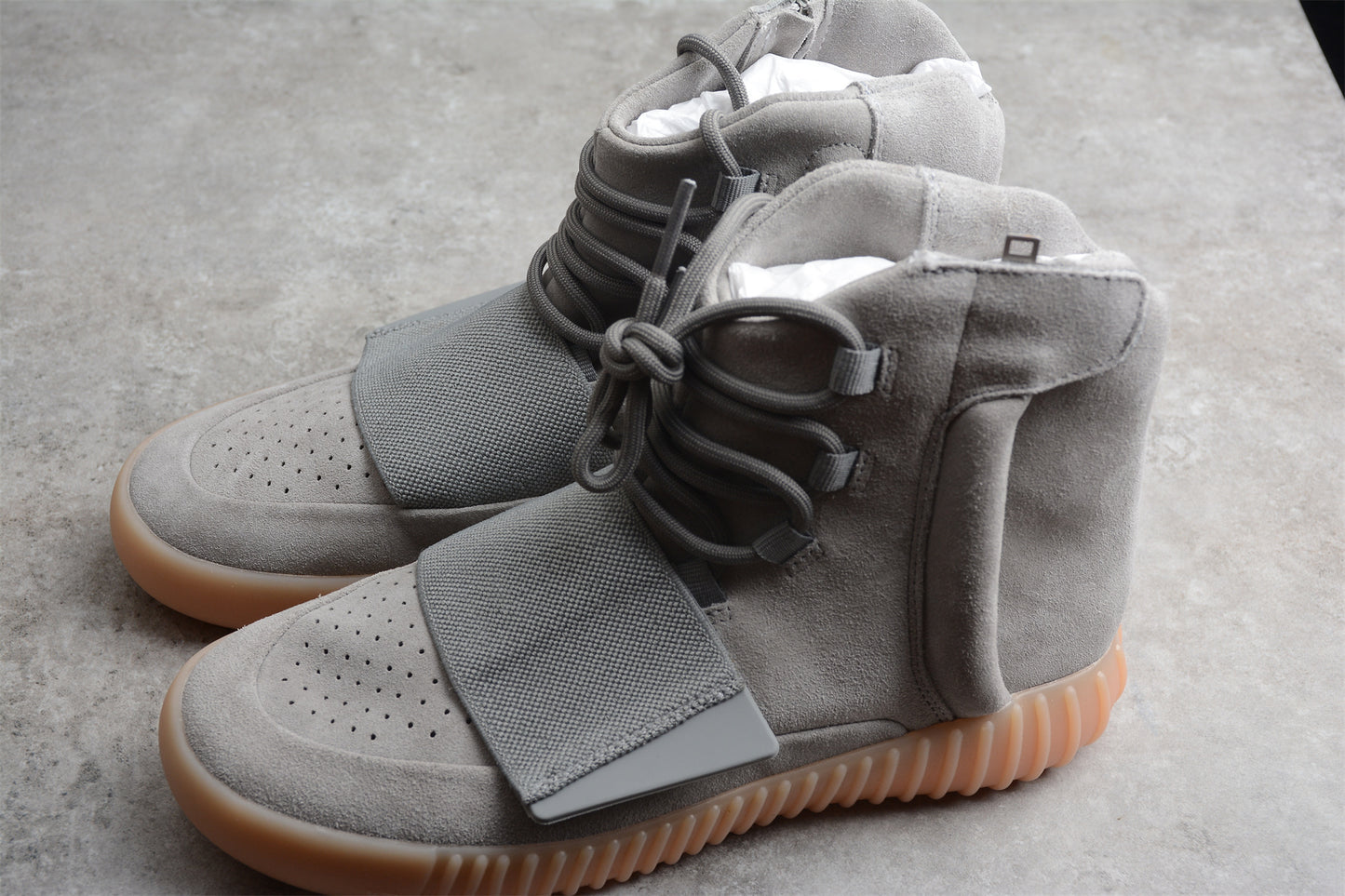 Adidas Yeezy Boost  750 Grey Gun