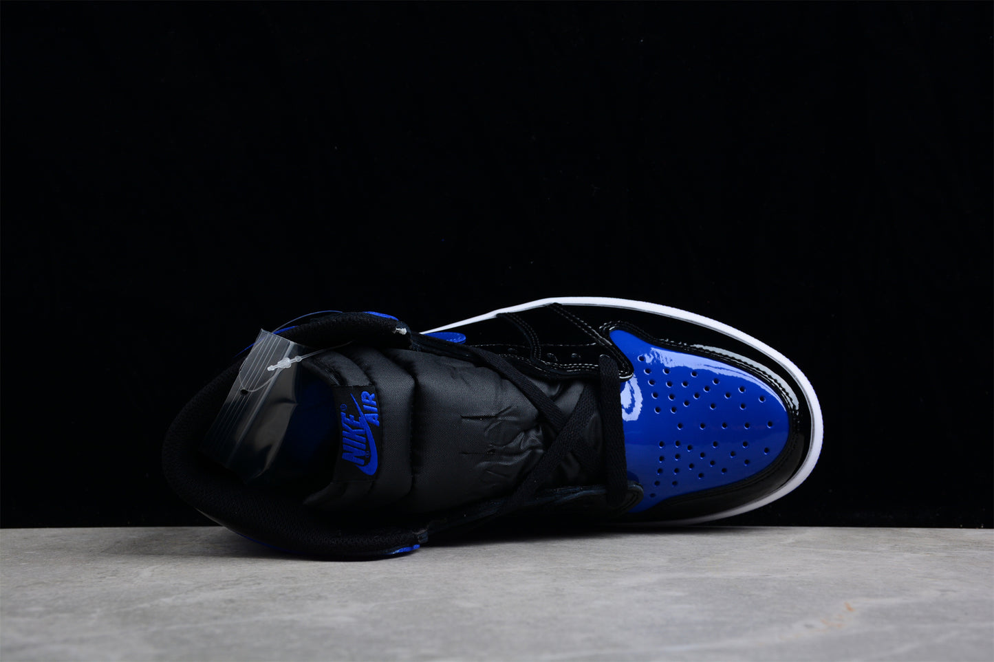 Ai Air Jordan 1 Retro High AJ1  "Hyper Royal" 555088-400