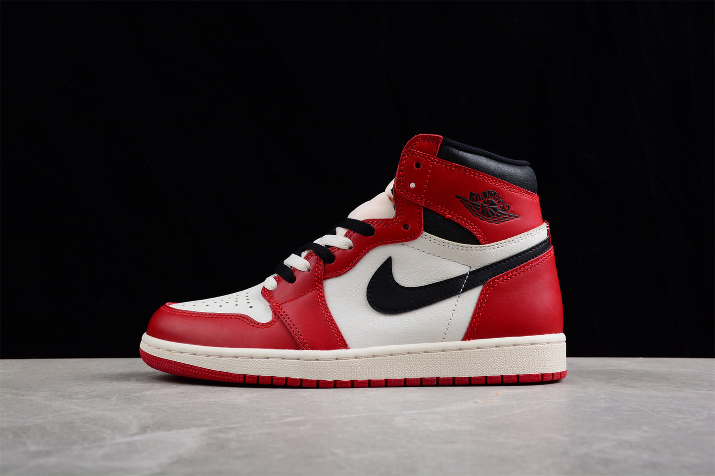 Air Jordan 1 “Chicago Reimagined”  DZ5485-612