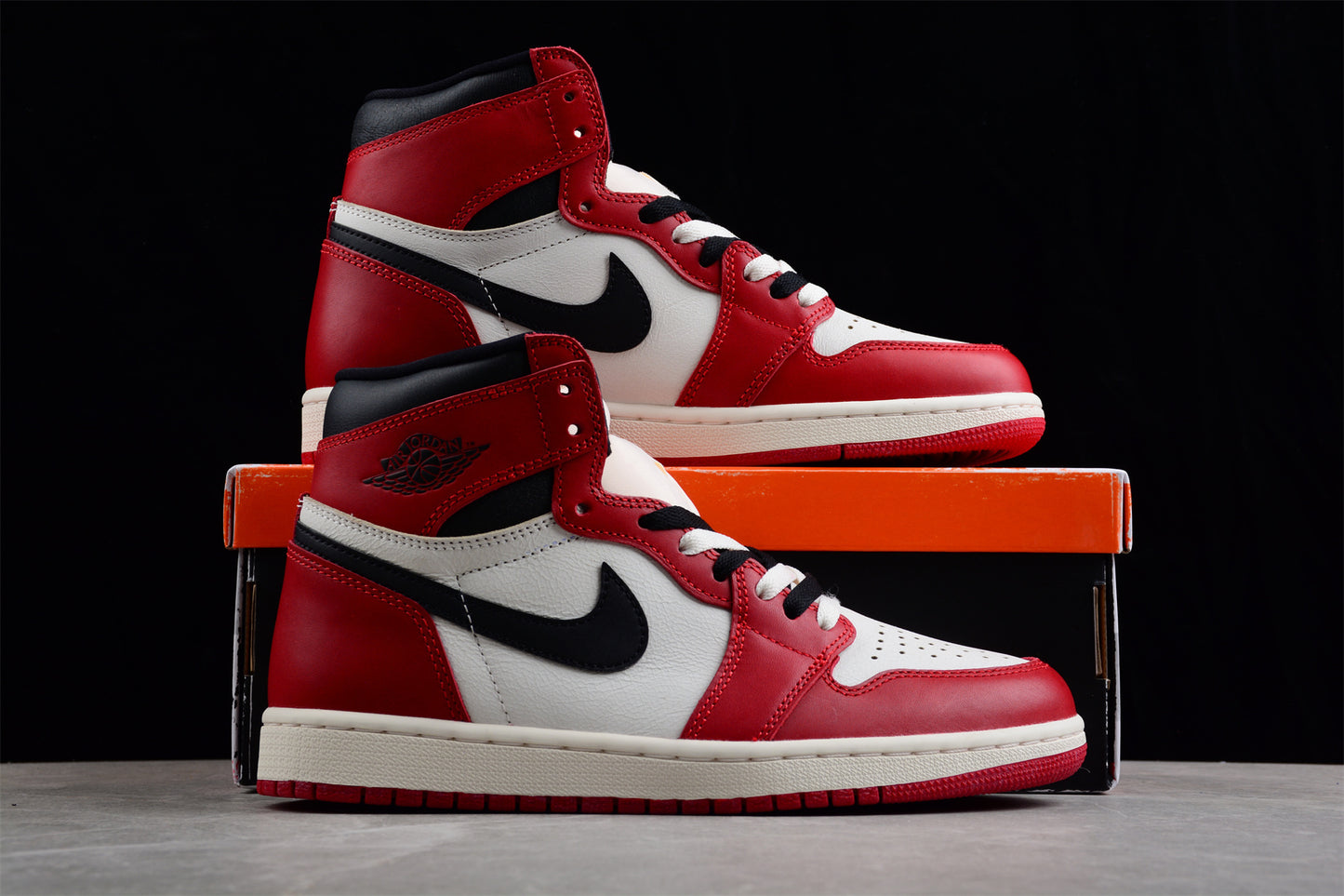 Air Jordan 1 “Chicago Reimagined”  DZ5485-612