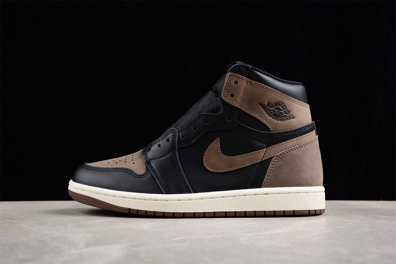 Air Jordan 1 High OG "Black Cement" AJ1  DZ5485-020