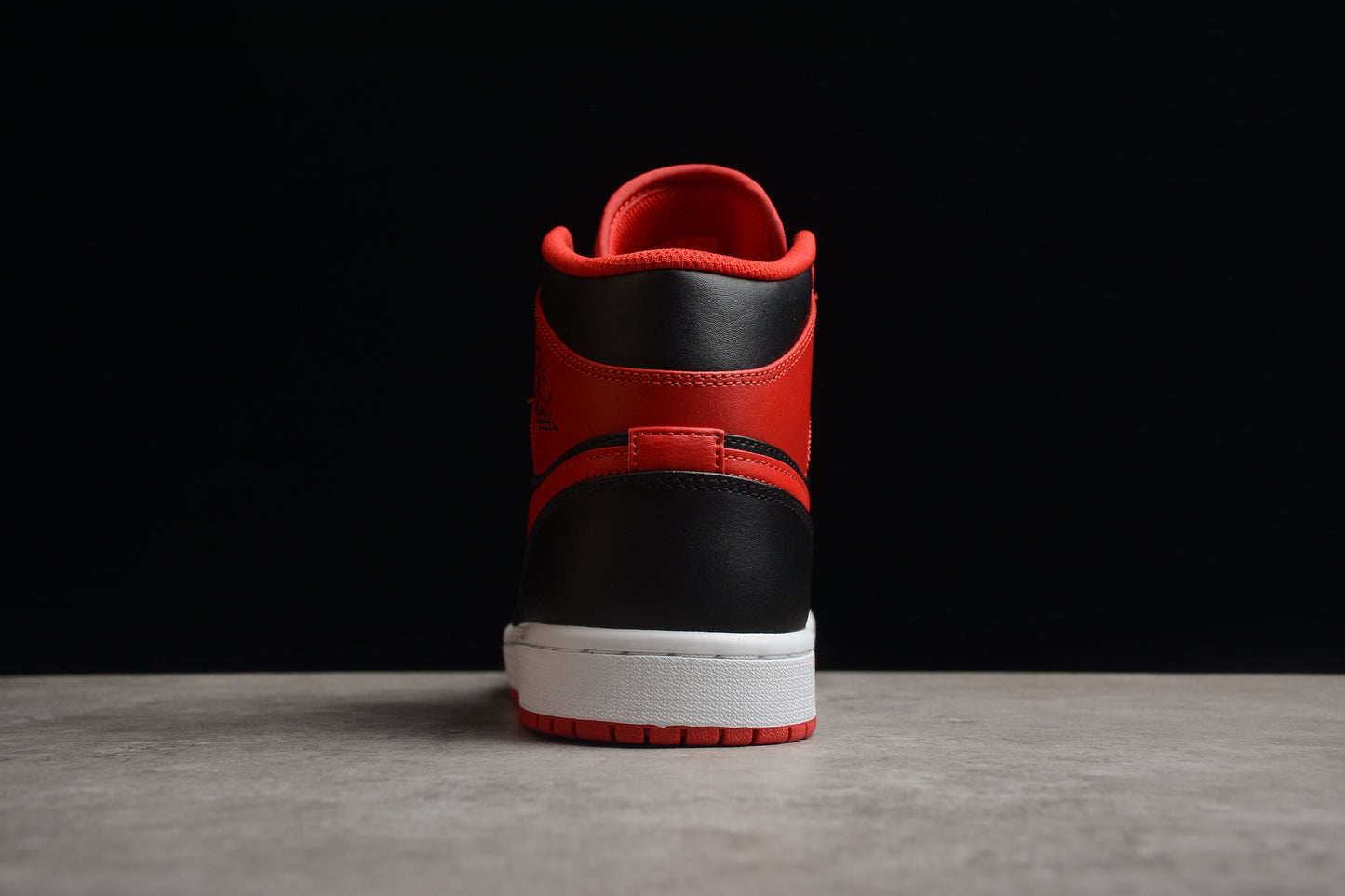 Air Jordan 1 Mid AJ1  DQ8426-060