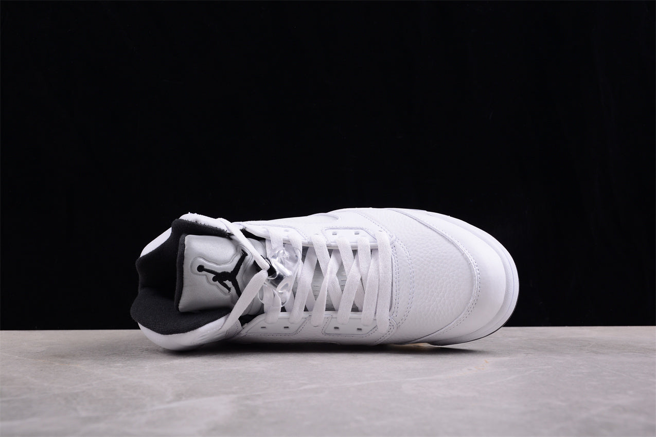 Air Jordan 5 Retro AJ5 DD0587-110