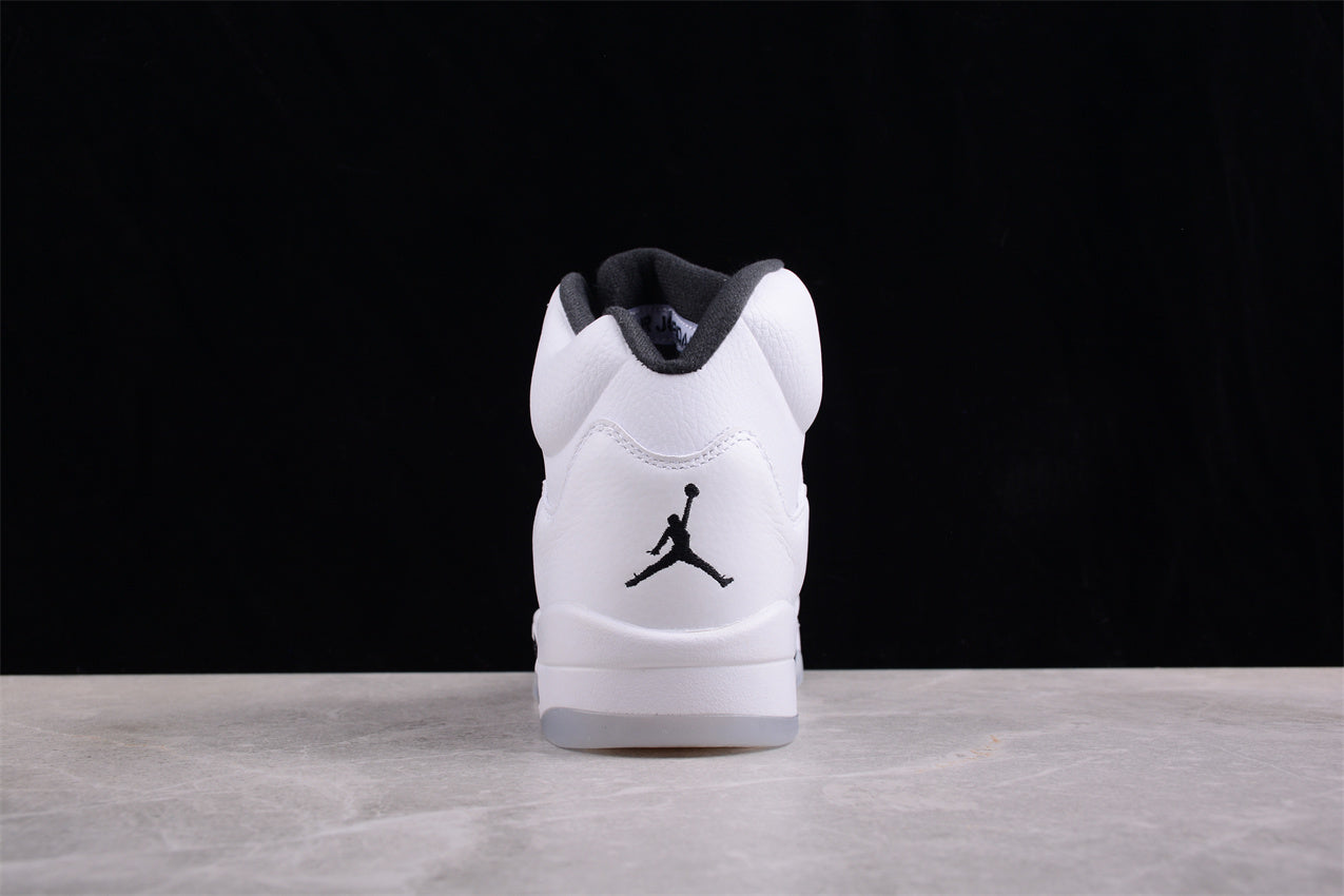 Air Jordan 5 Retro AJ5 DD0587-110