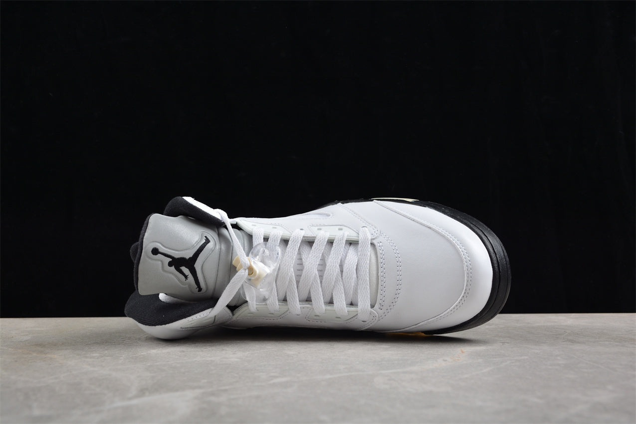 Air Jordan 5 Retro AJ5 DD0587-110