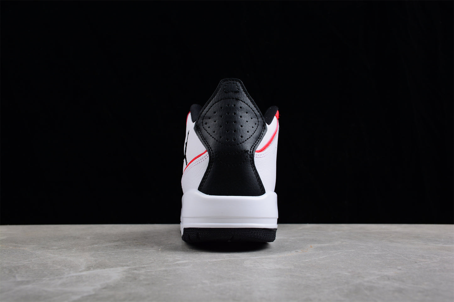 R30 AJ35  "Center of Gravity"  DC1493-001