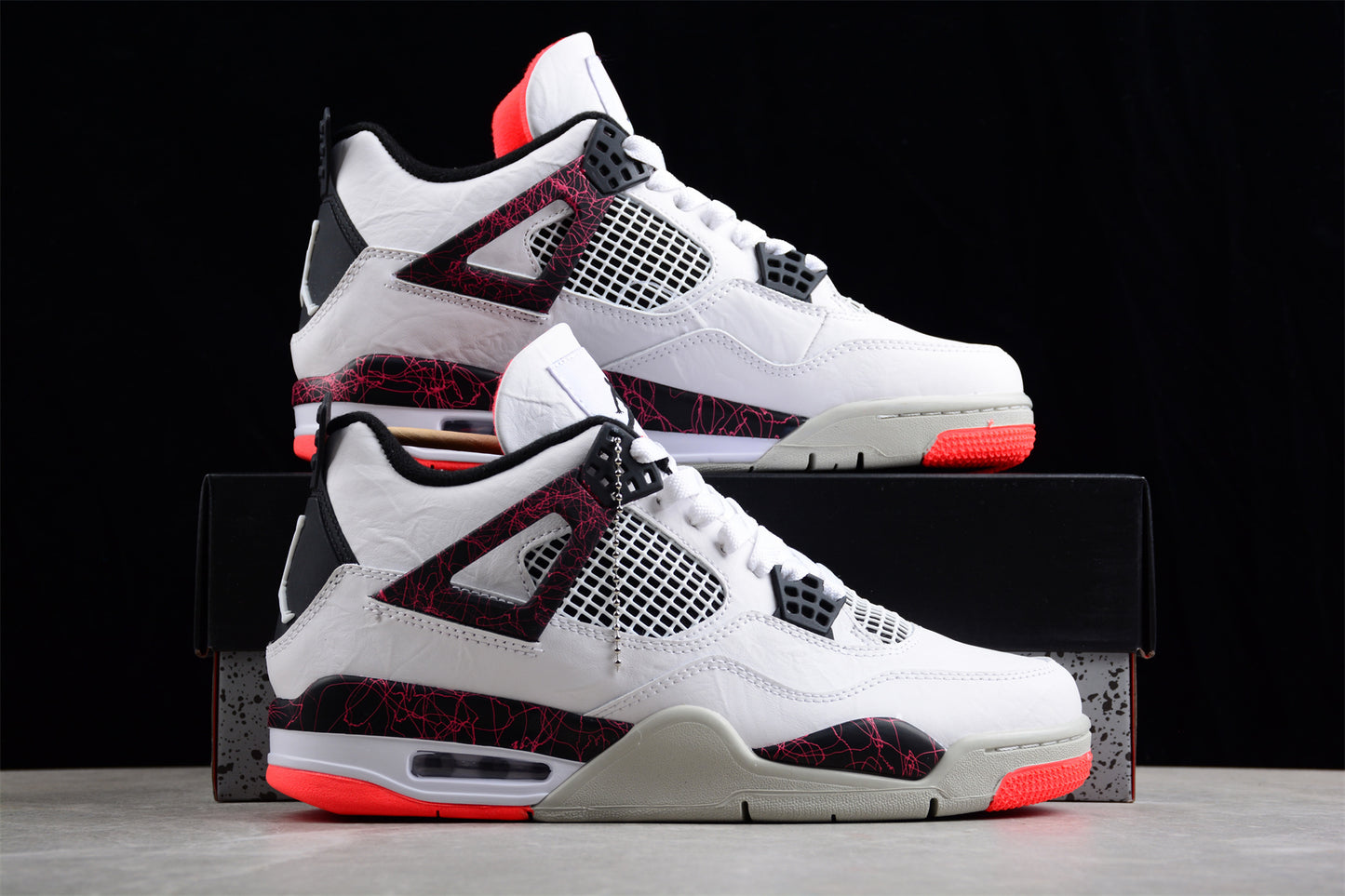 Air Jordan IV Hot Lava AJ4 308497-116