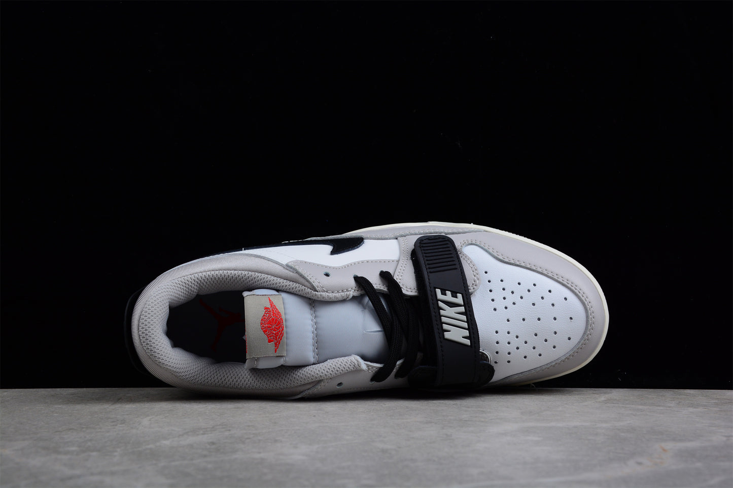 Air Jordan Legacy AJ312 Low CD7069-101