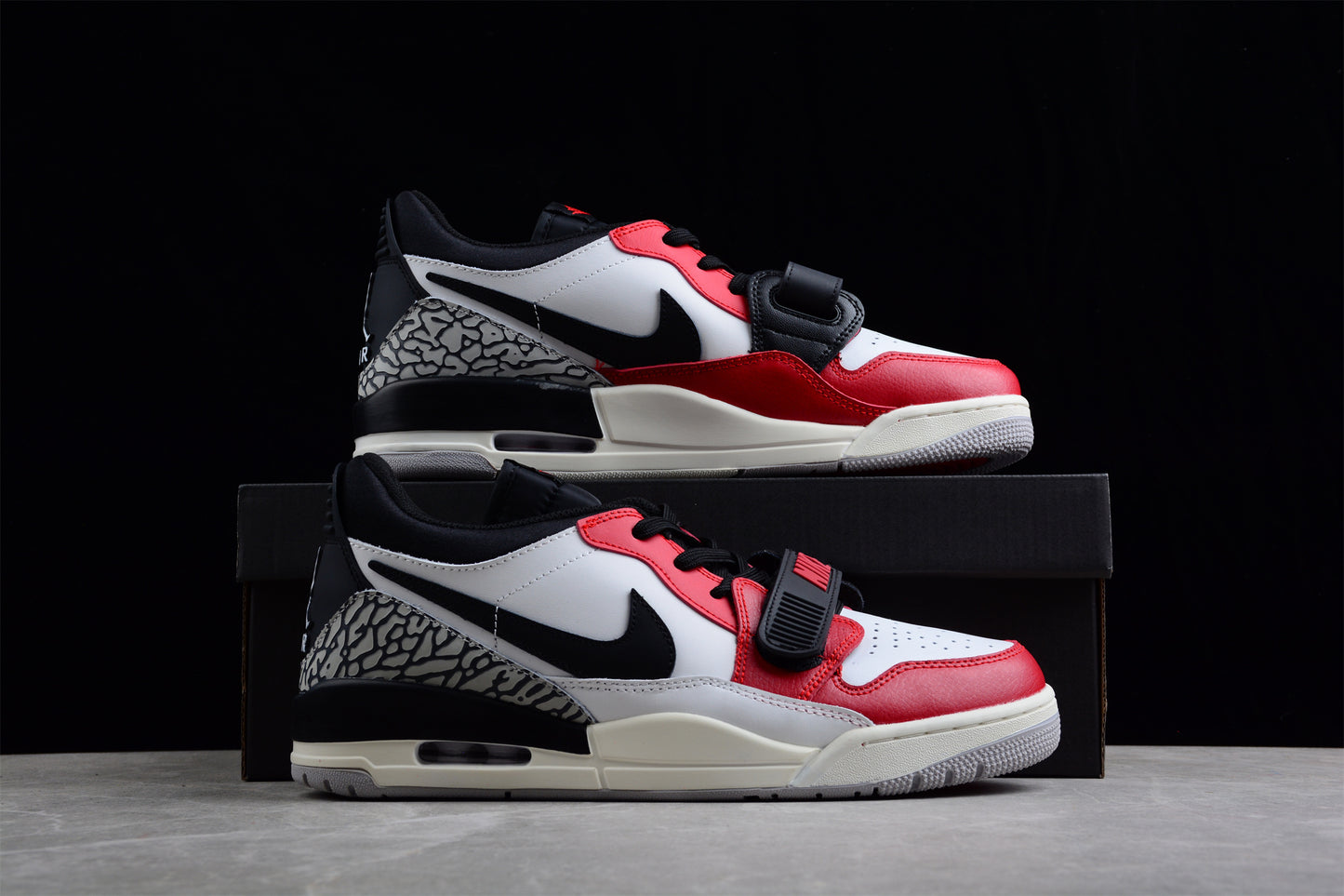 Air Jordan Legacy AJ312 Low CD7069-106