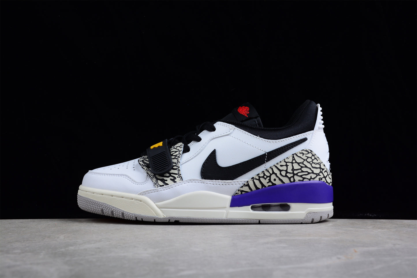 Air Jordan Legacy AJ312 Low CD9054-102