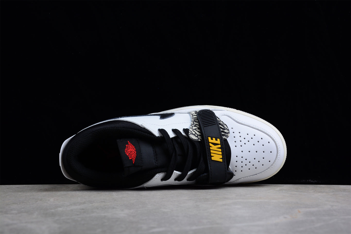 Air Jordan Legacy AJ312 Low CD9054-102