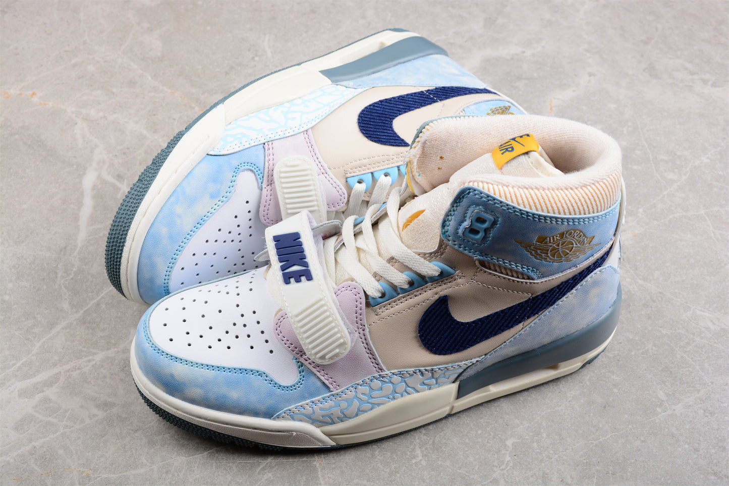 Air Jordan Legacy DQ5347-041