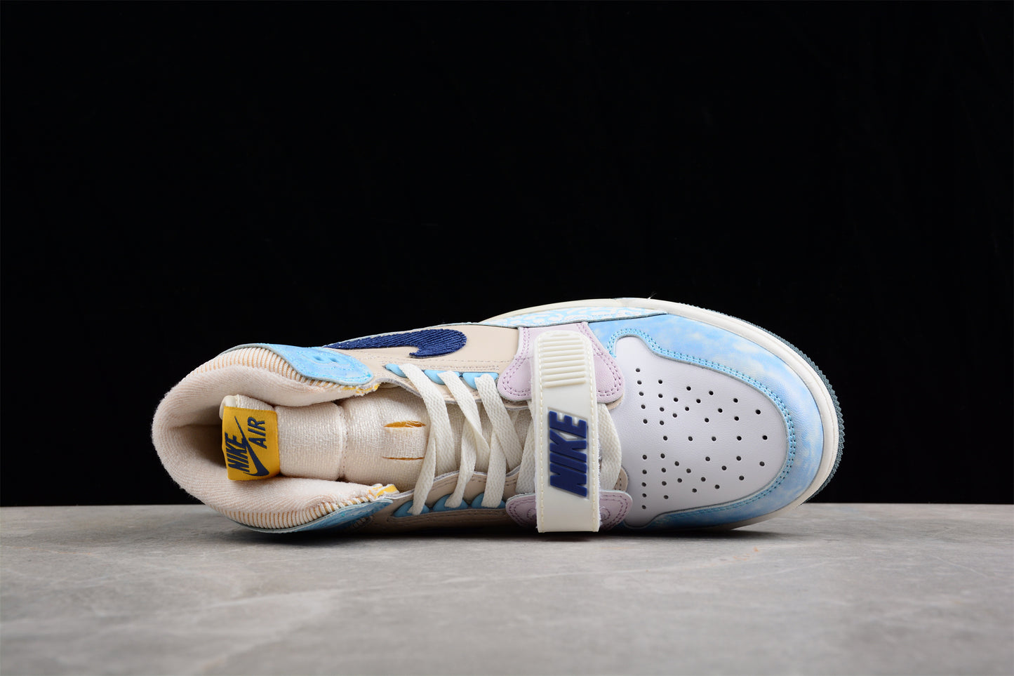 Air Jordan Legacy DQ5347-041