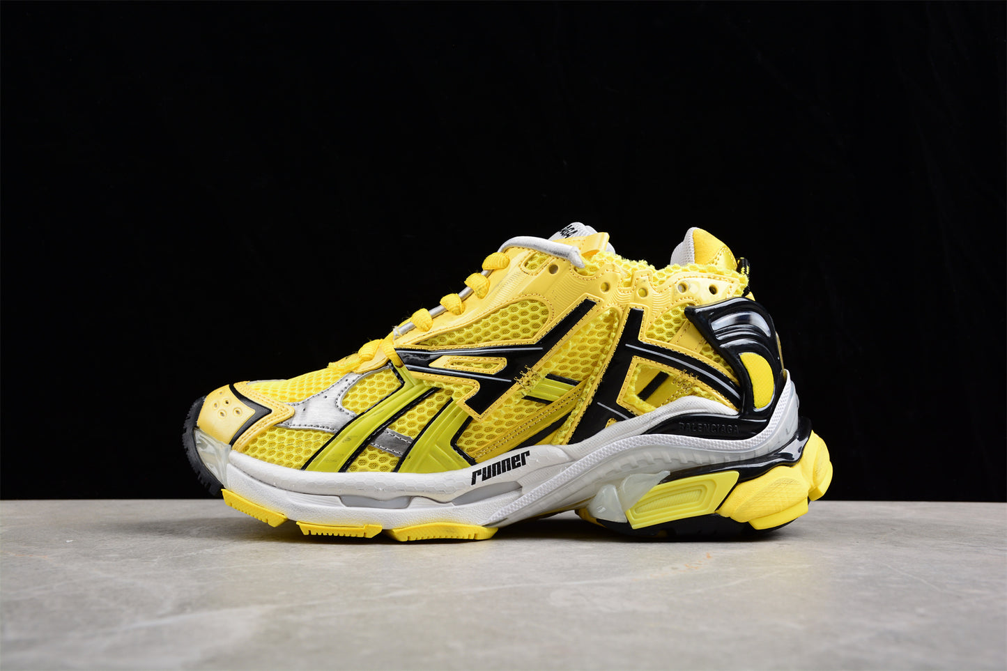 Balenciaga Runner Kith Four.Color 7.0 21ss W2RD30501