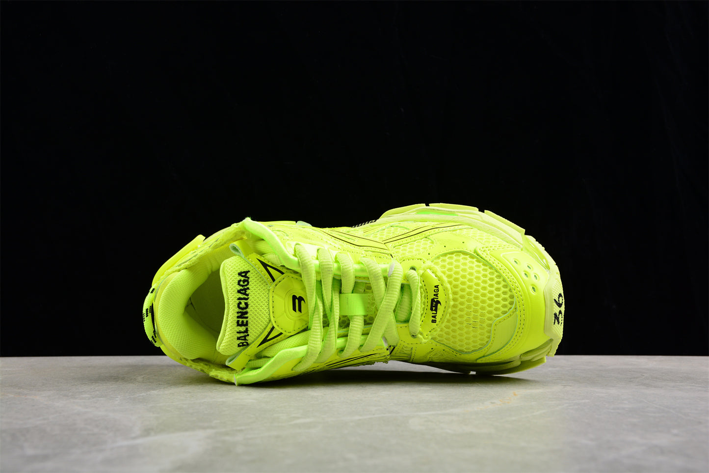 Balenciaga Runner Kith Four.Color 7.0 21ss W3RB47510
