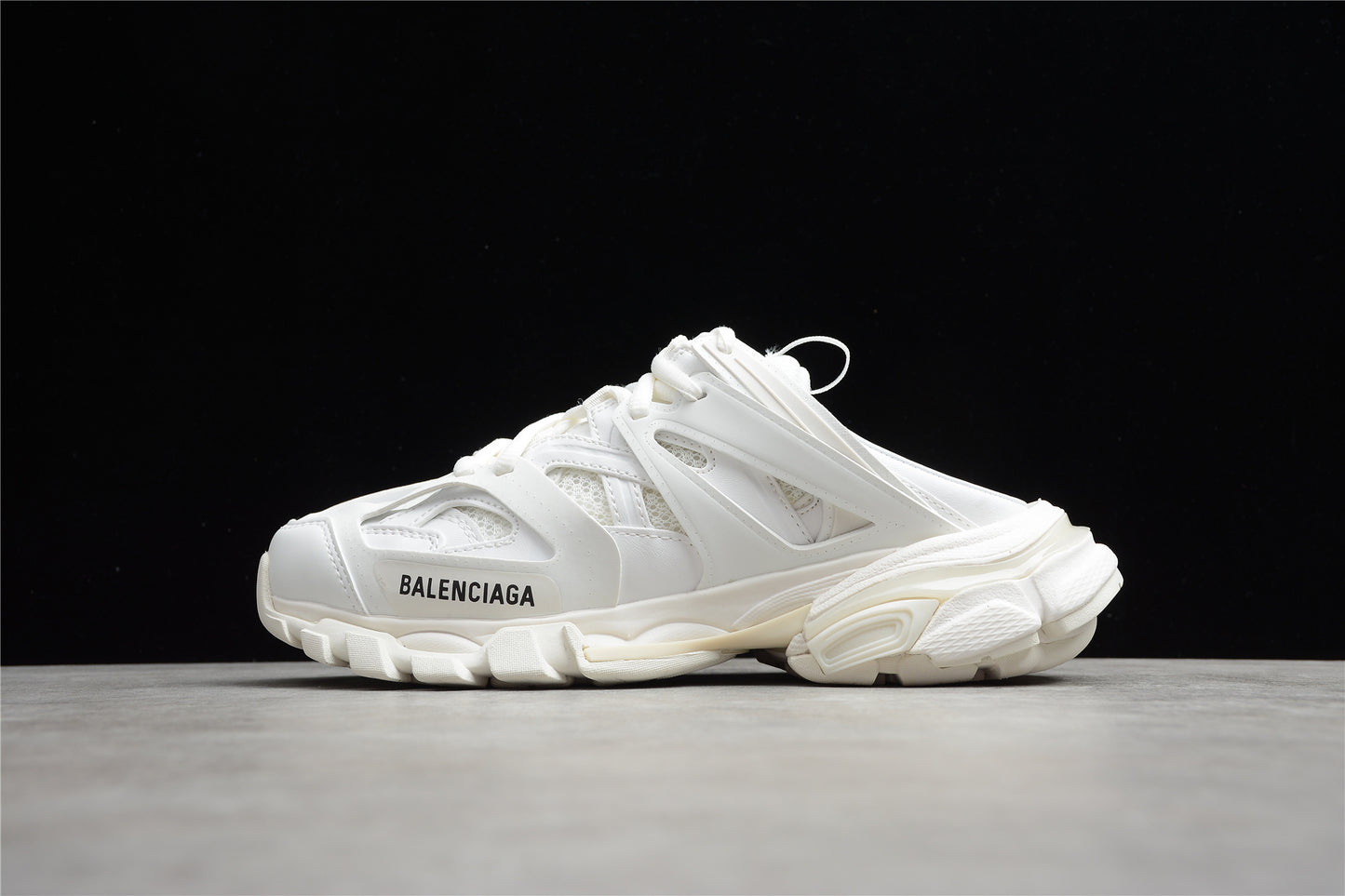Balenciaga Track Mule White  653813-W3CP5-9000