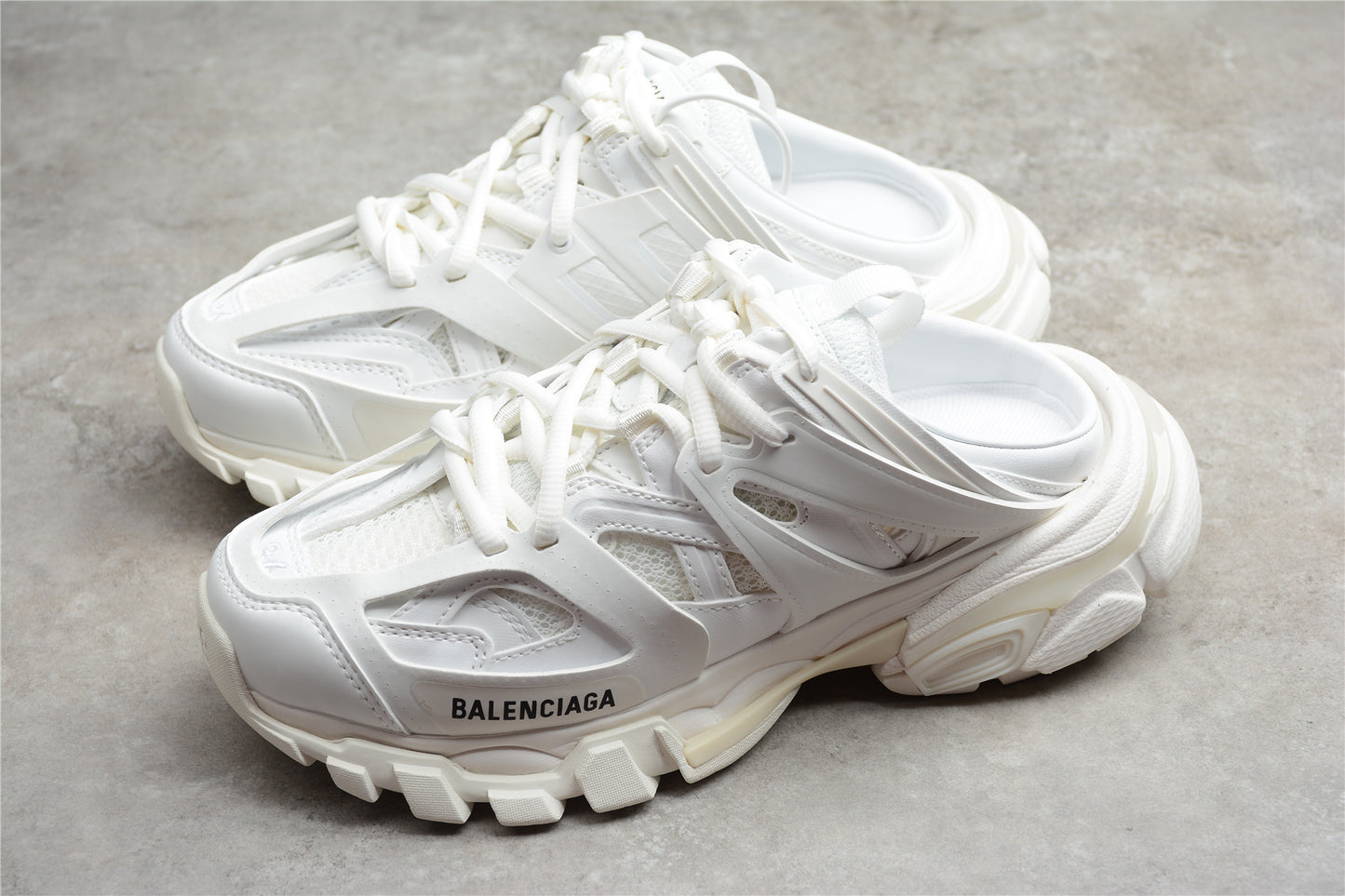 Balenciaga Track Mule White  653813-W3CP5-9000