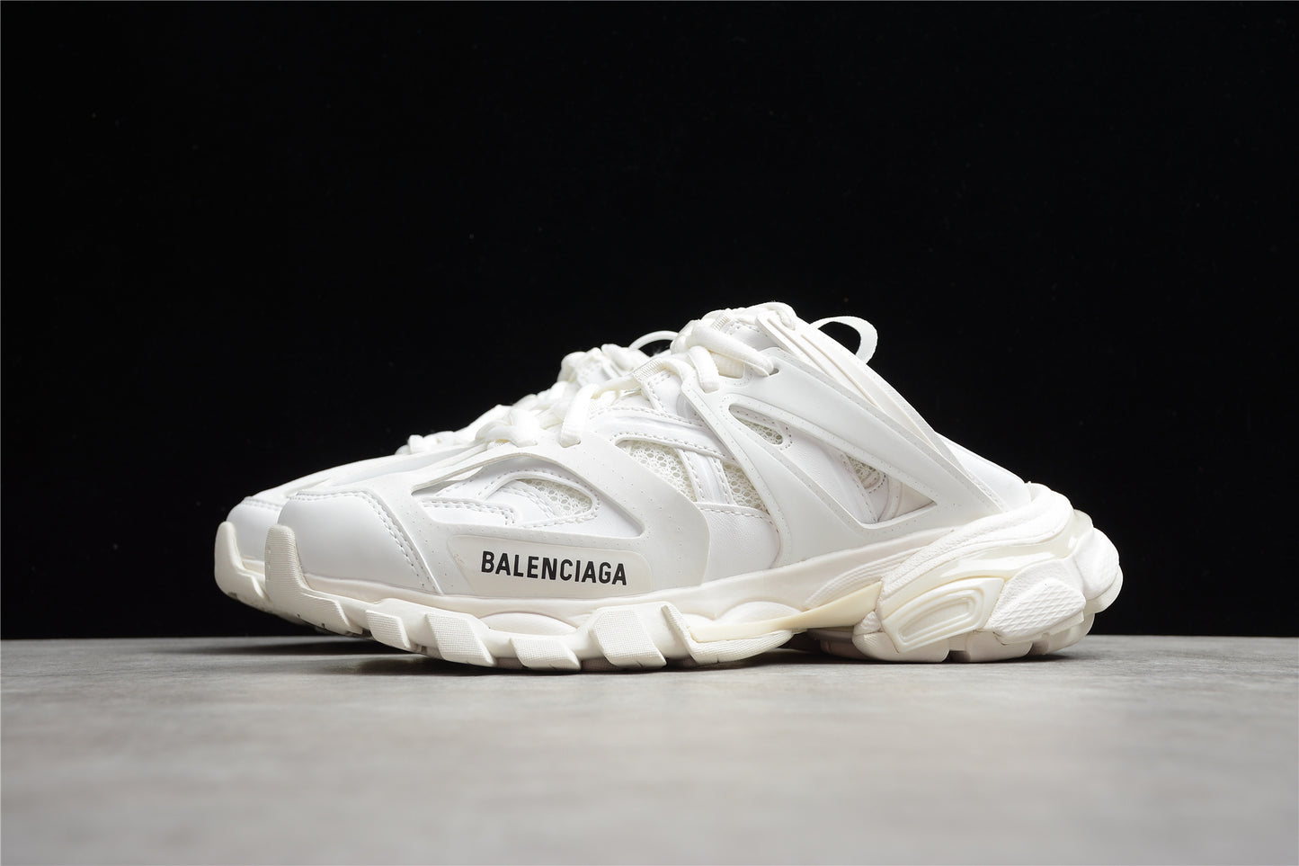Balenciaga Track Mule White  653813-W3CP5-9000