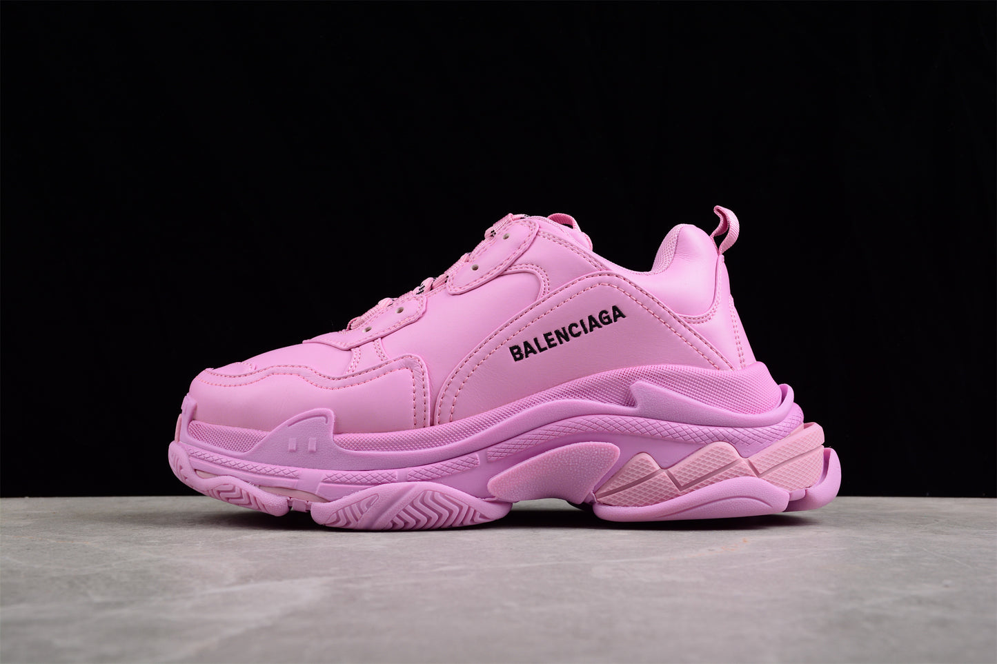 Balenciaga Triple S W1FC39023