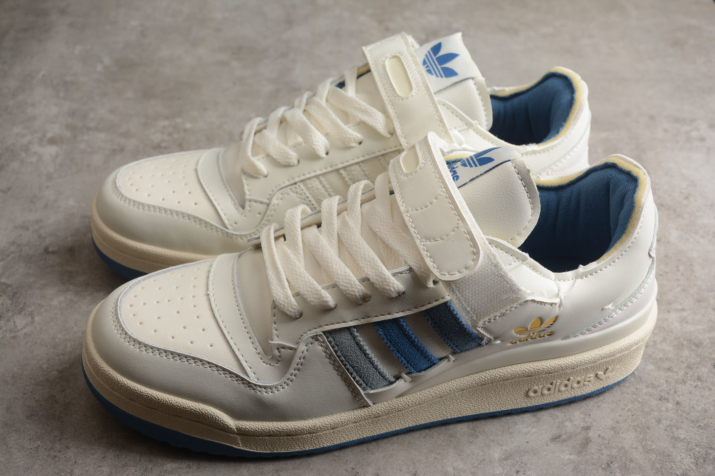 Forum 84 Low GW4333