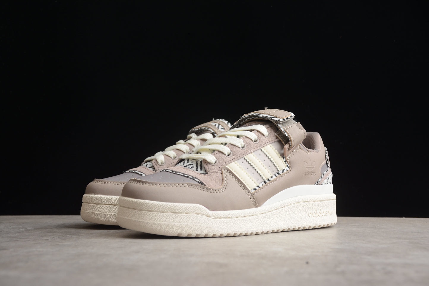 Forum 84 Low GY0020