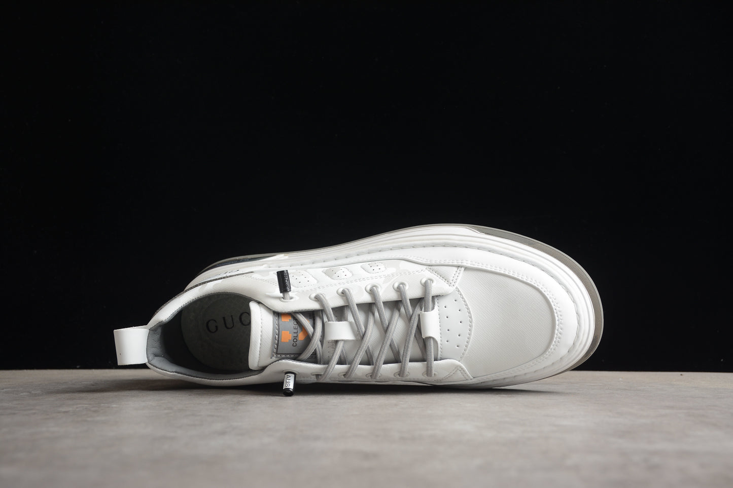 Gucci 22ss9Y9209666