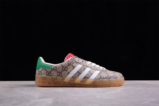 Gucci Gazelle R39751