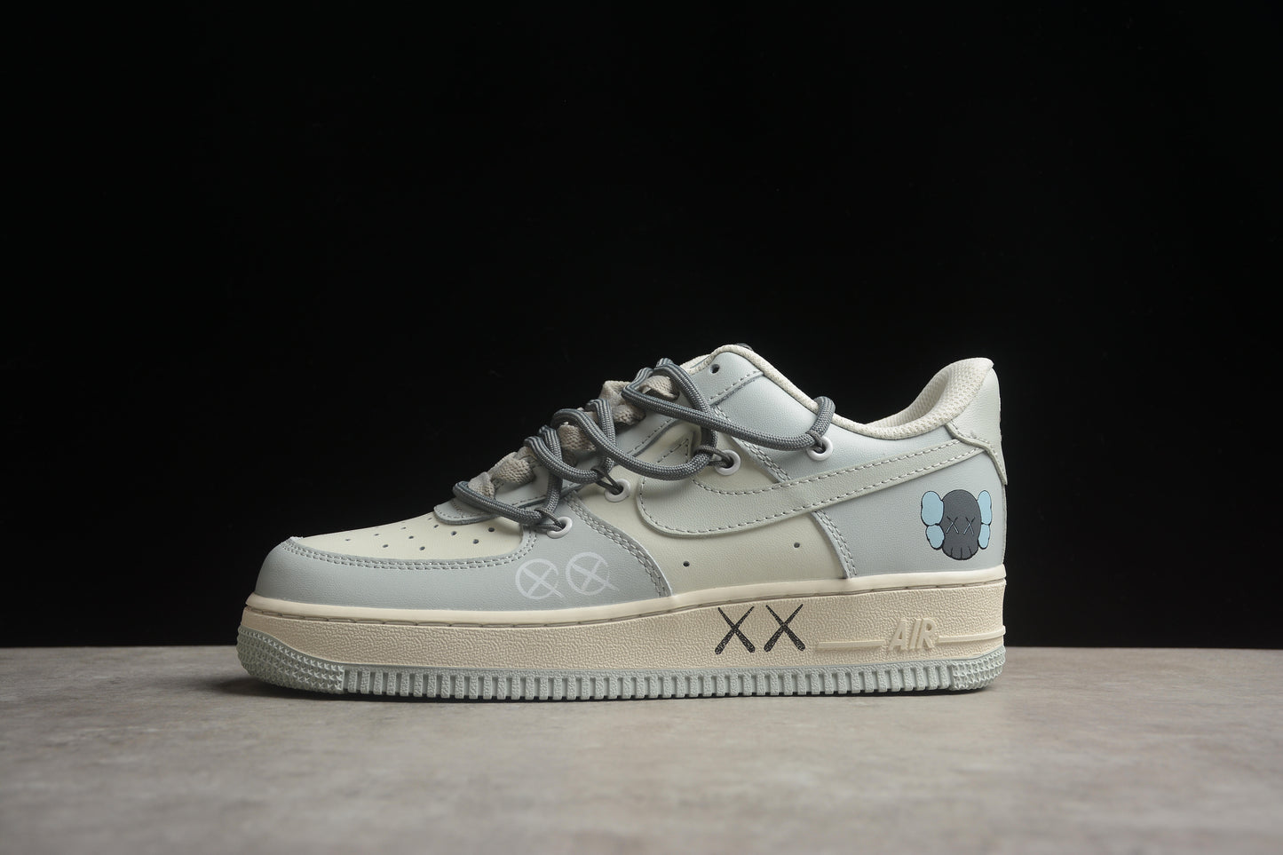 Kaws x Nk Air Force 1'07 Low KS6869-222