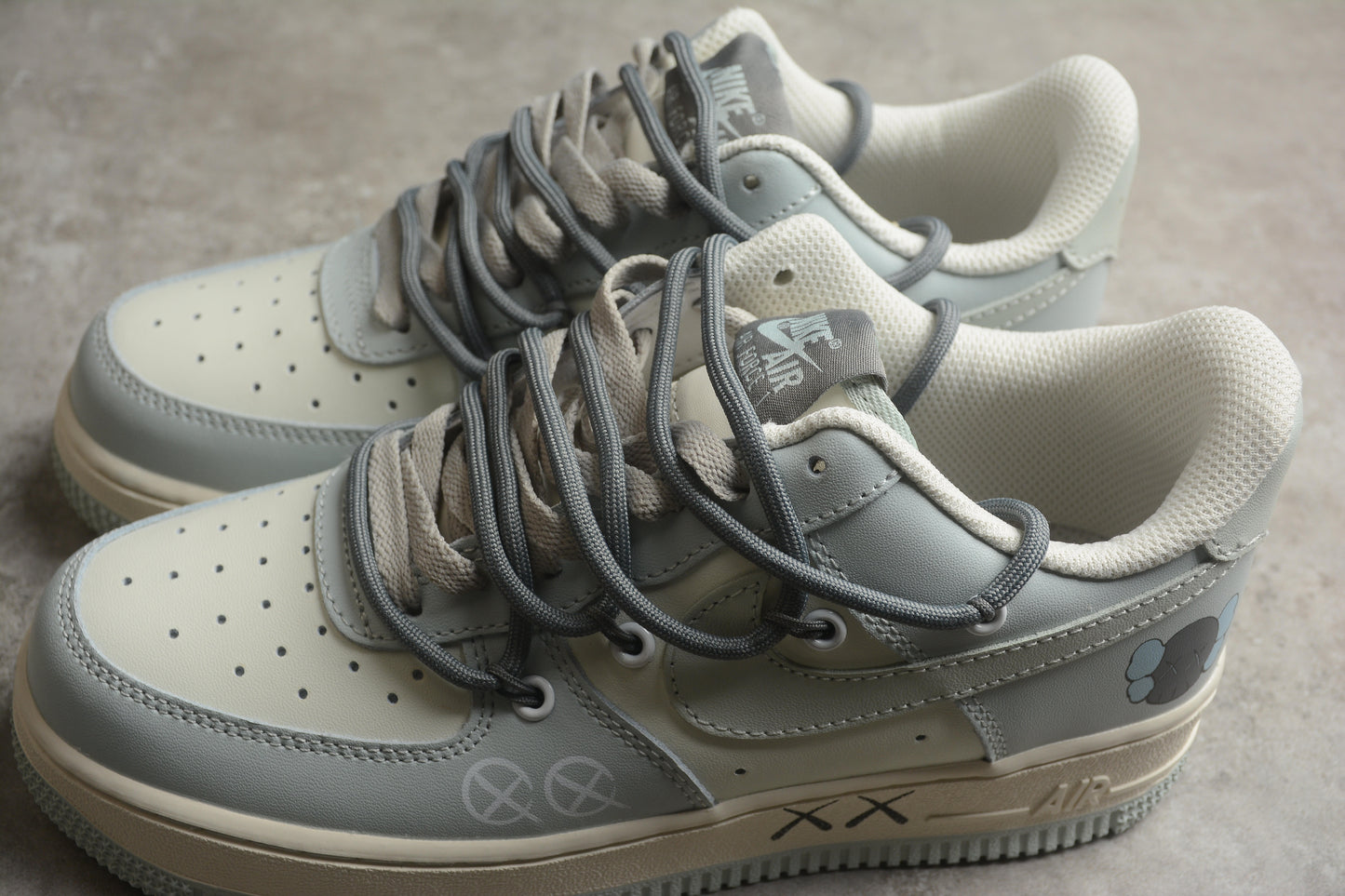 Kaws x Nk Air Force 1'07 Low KS6869-222