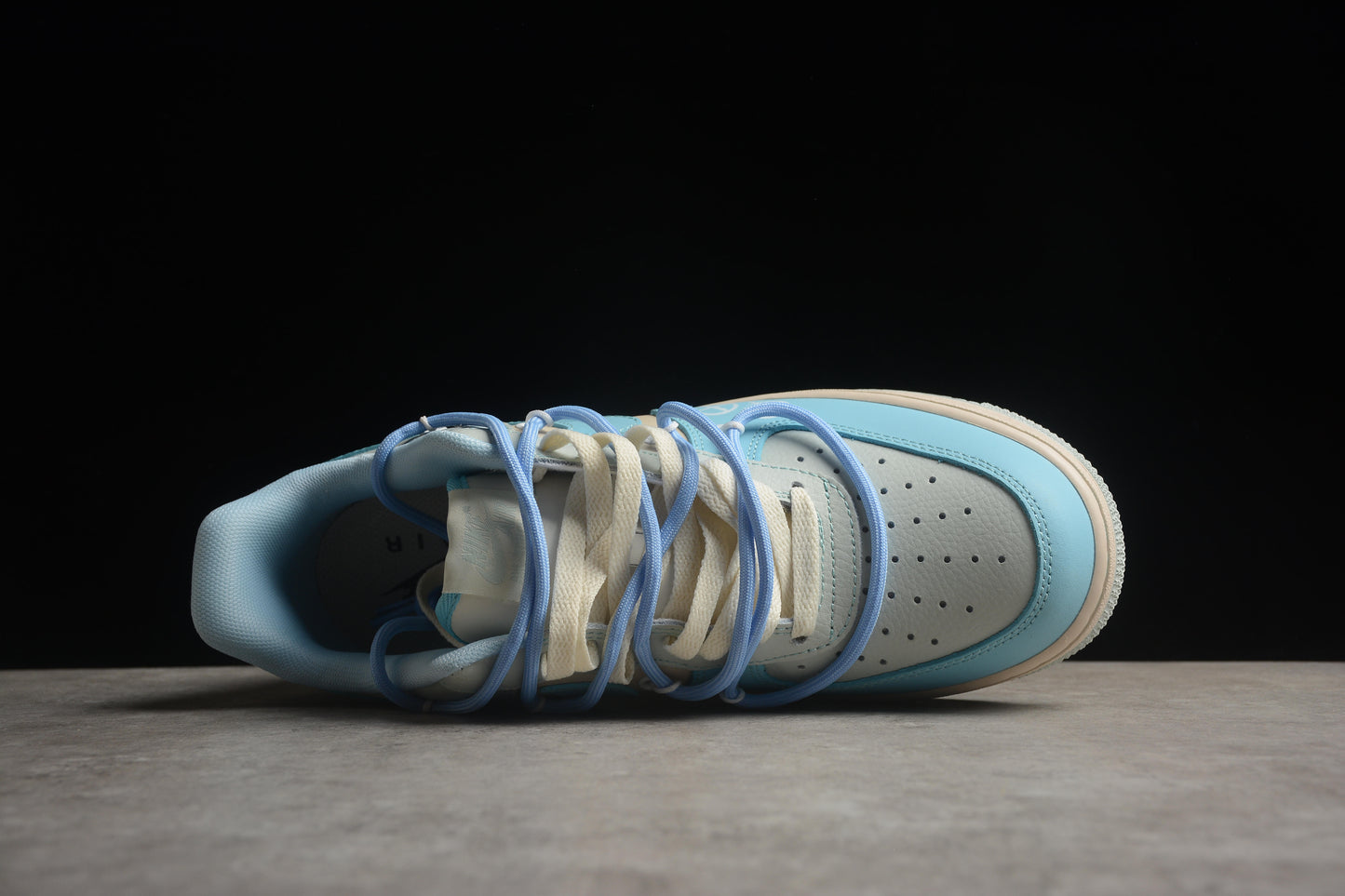 Kaws x Nk Air Force 1'07 Low KS6869-777
