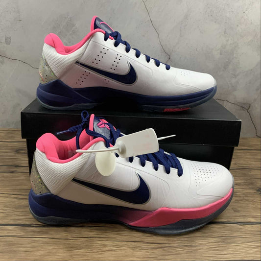 Kobe PROTRO  CW2210-100