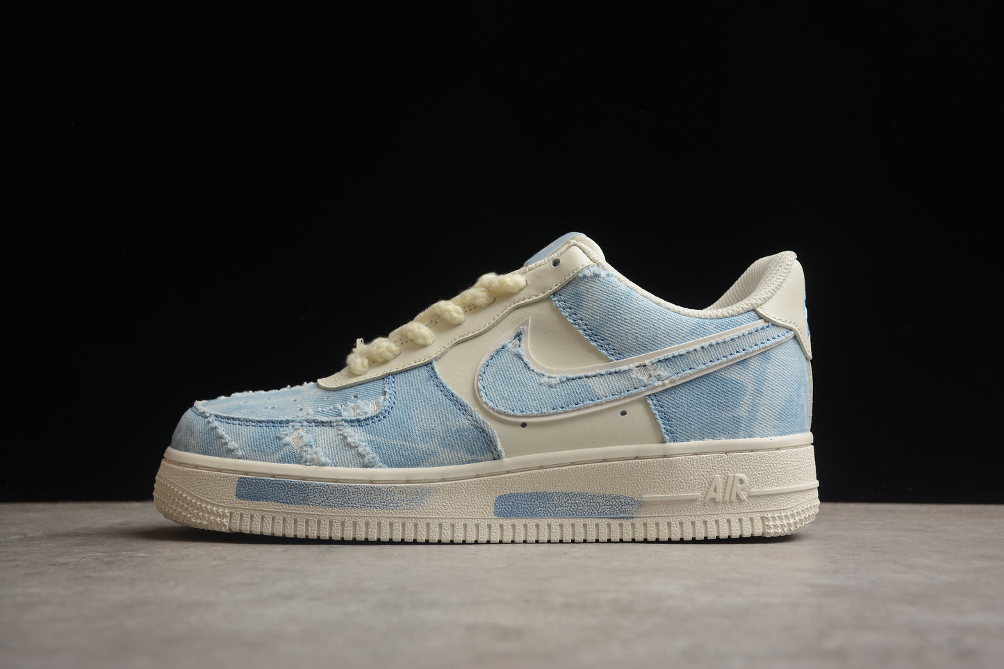 Levi's x Nk Air Force 1'07 Low CW1888-611