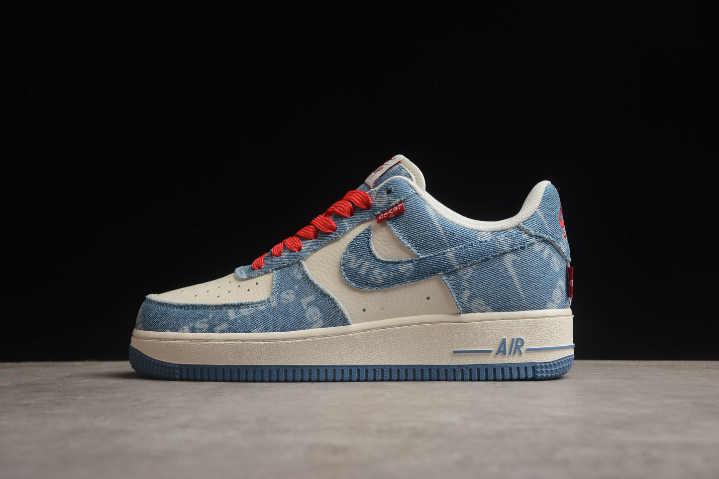 Levi's x Nk Air Force 1'07 Low VT5698-568