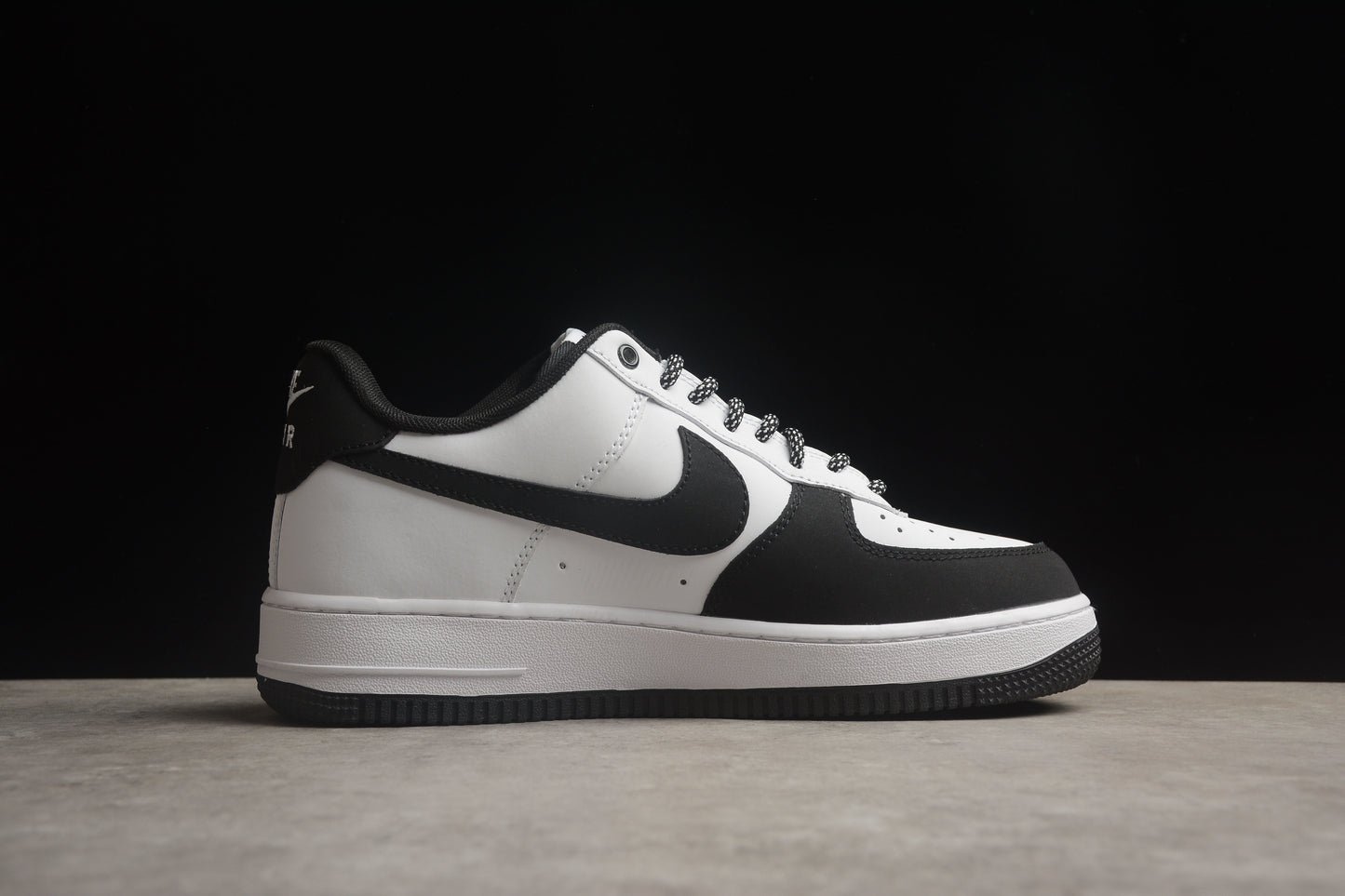 NK Air Force 1 B59055-701